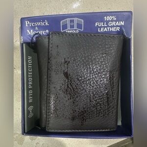 Preswick & Moore Trifold Wallet - 100% Full Grain Leather w/ RFID Protection